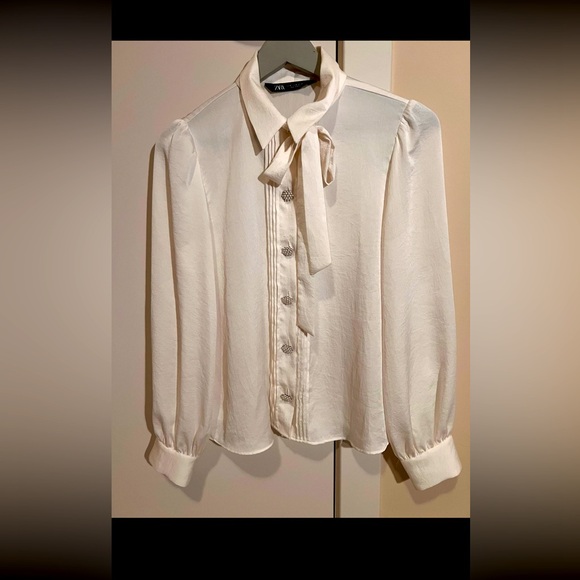 Zara blouse - Picture 1 of 1